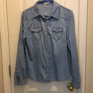 Long sleeve denim shirt